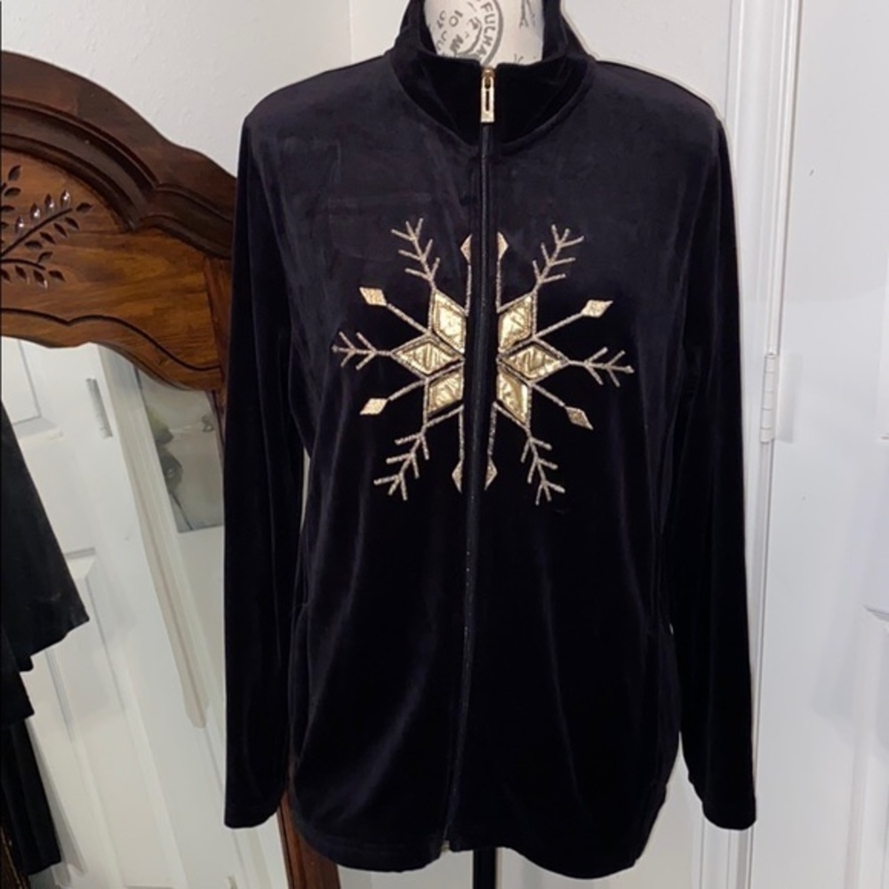 Onique Casuals, velour jacket. Gold snowflake sz L